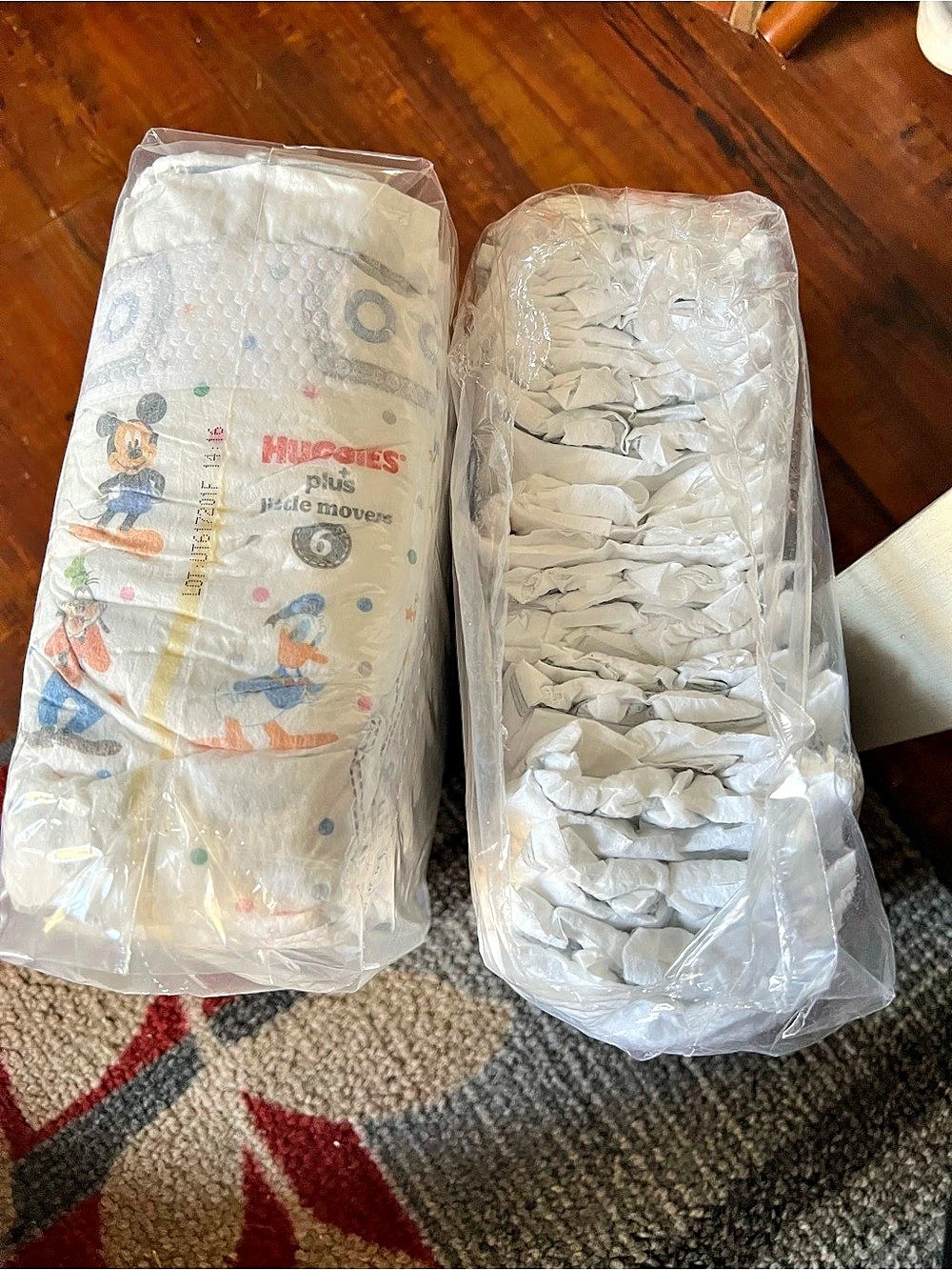 Huggies Little Movers Plus Size 6 Diapers White & Blue NWT